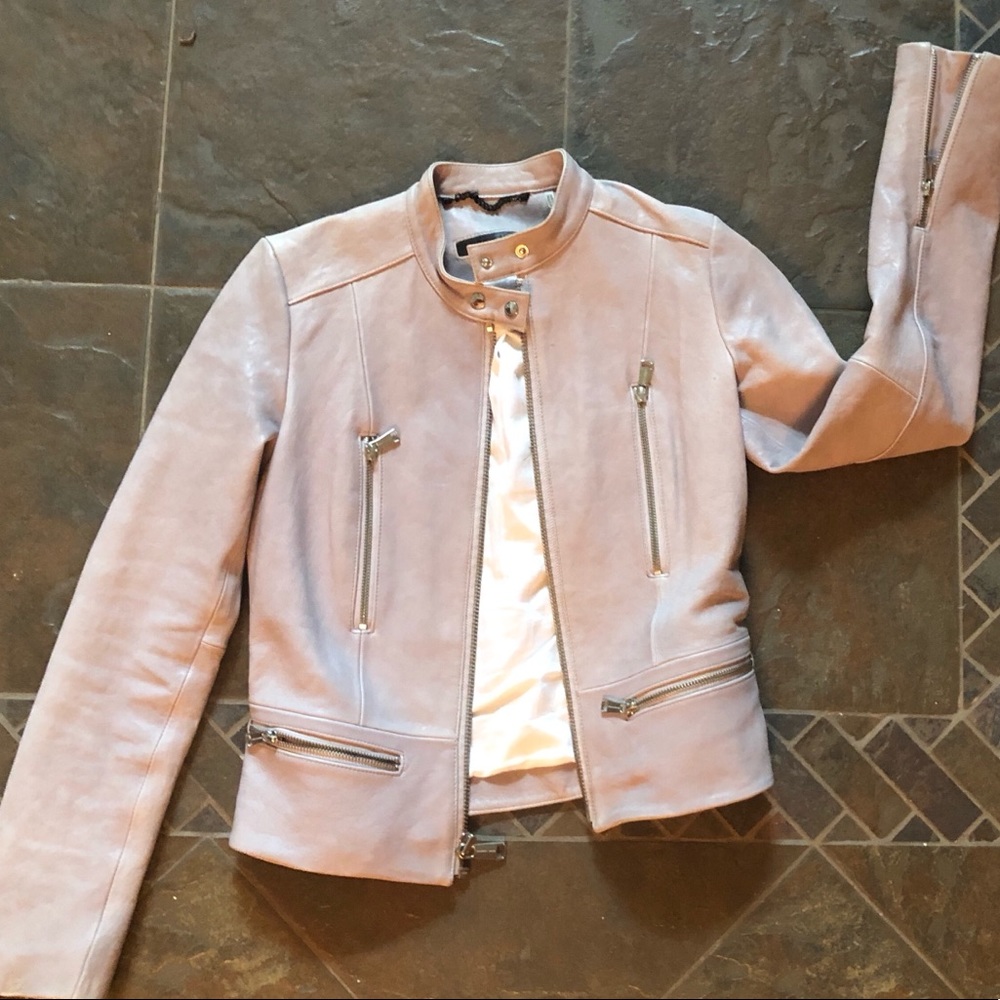 Gorgeous Andrew Marc  leather jacket